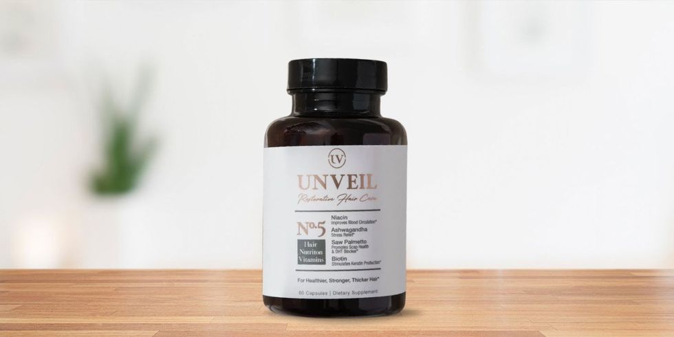 Unveil The Essentials Kit, a top product for promoting hair regrowth.