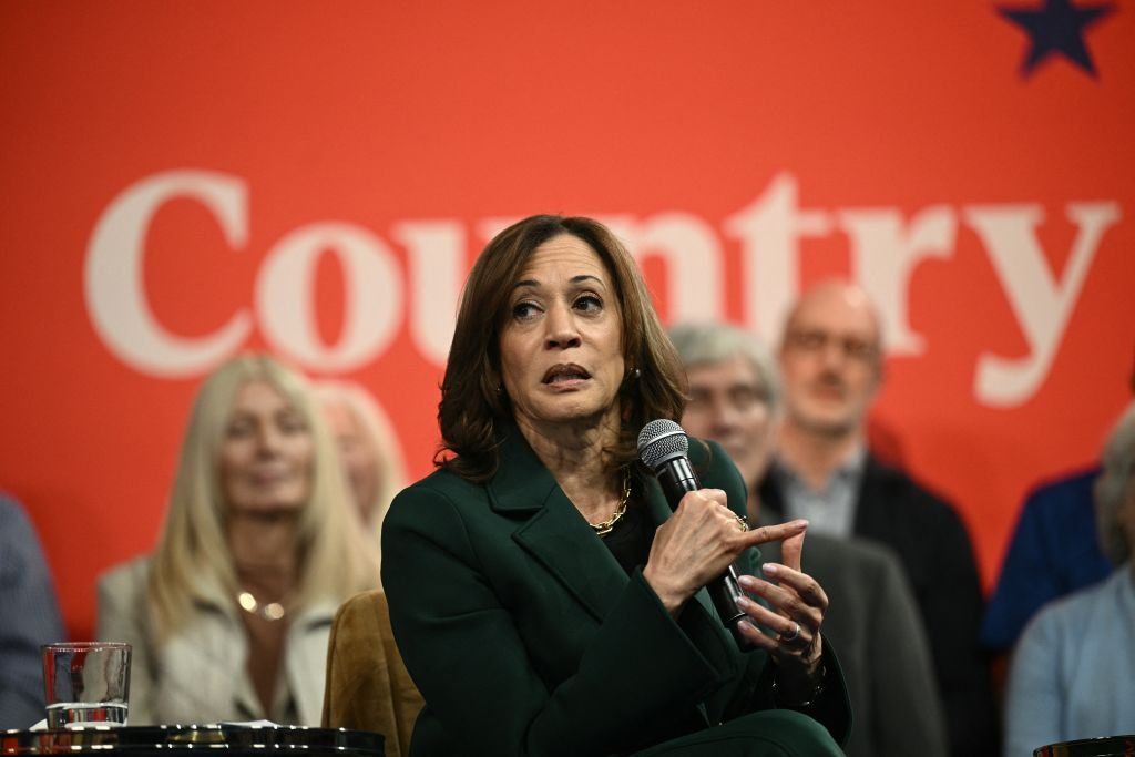 RIGGED Kamala Harris attempts to sway Fox interview in her favor