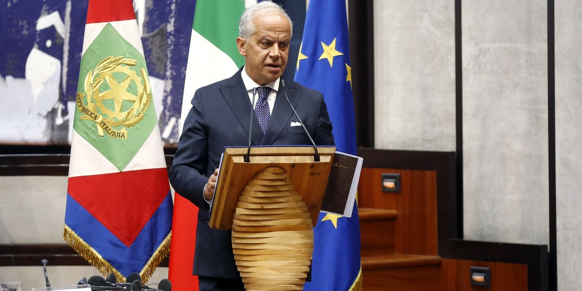 Il governo ricorre contro le ordinanze blocca espulsioni