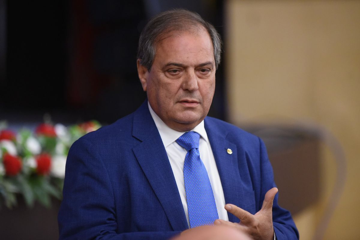 Medici fan della privacy, tranne per i no vax