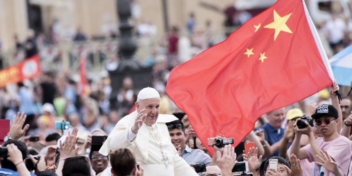 Mentre la Cina soffia sull’odio anticattolico il Vaticano rinnova il patto con Xi Jinping