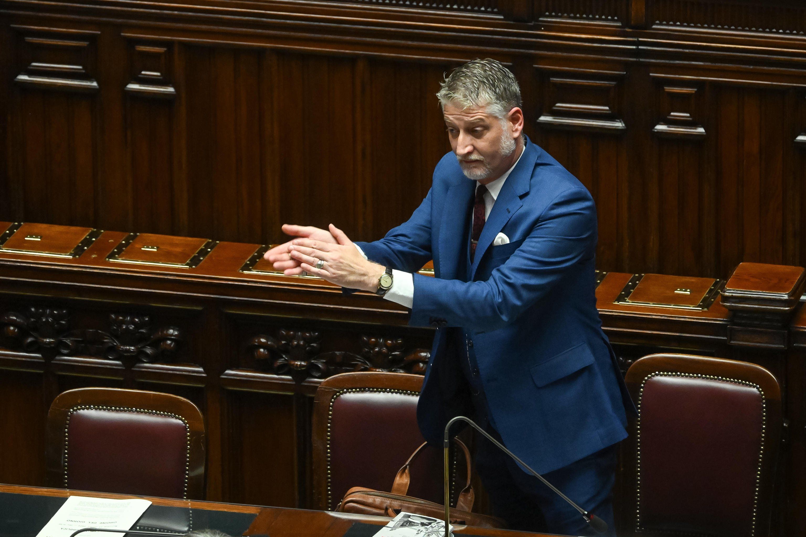 Al Mic è tornata la calma, ma resta il timore per la puntata di «Report»