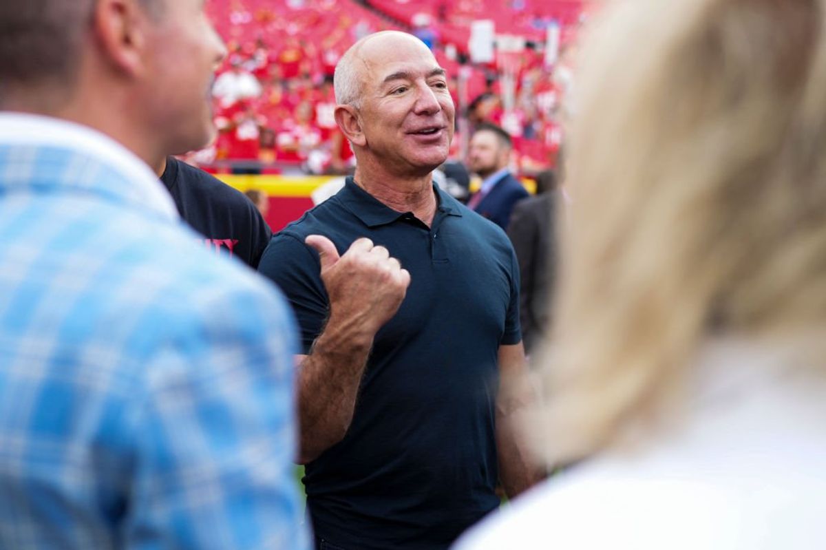 Bezos non tifa dem? Da genio diventa tiranno