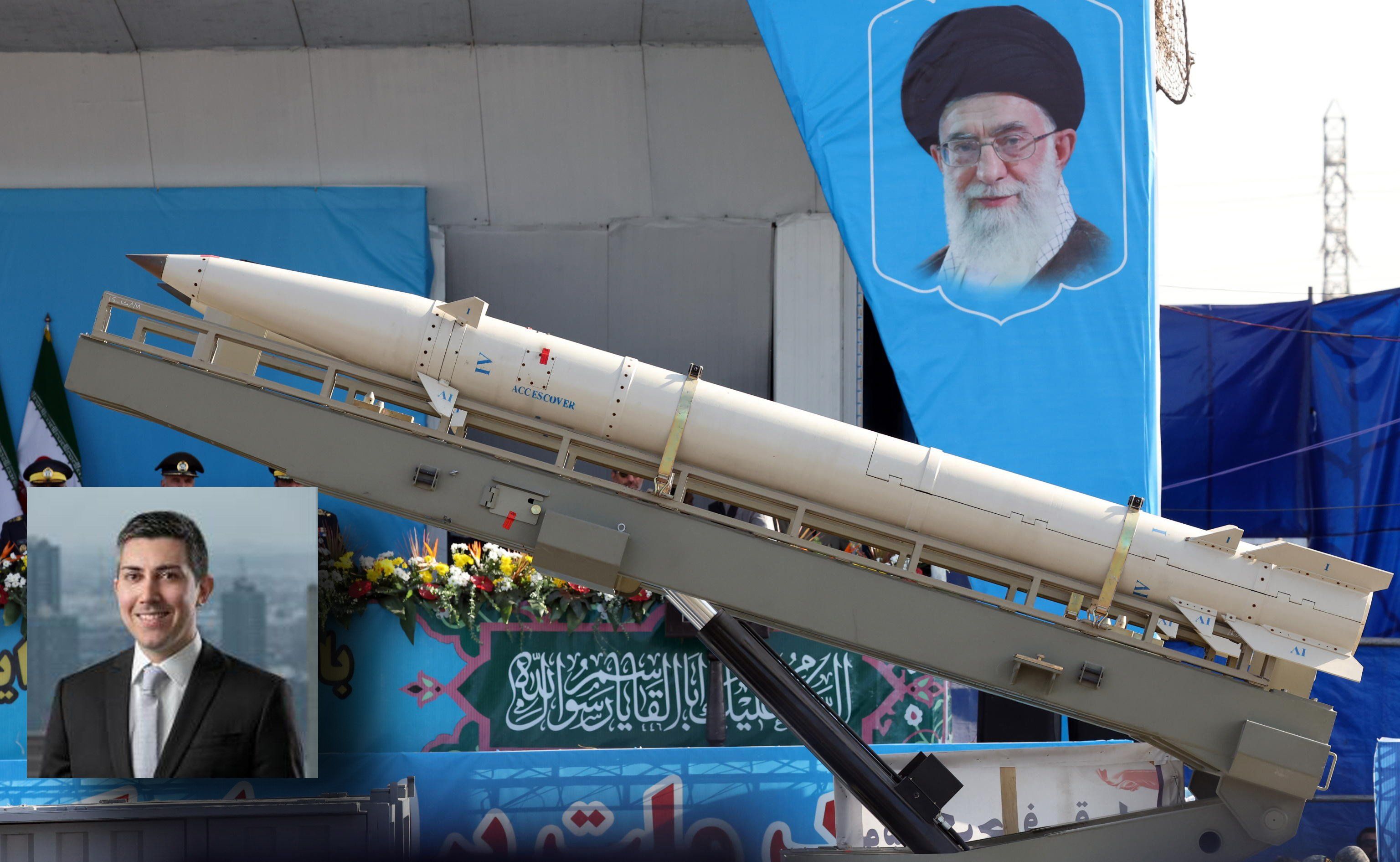 «Teheran può avere cinque atomiche. Israele bombardi»