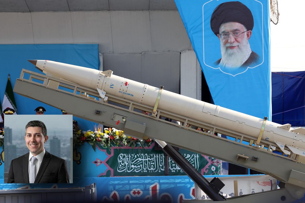 «Teheran può avere cinque atomiche. Israele bombardi»