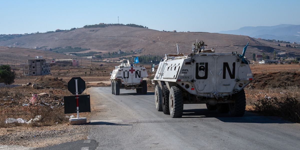 Blitz dei tank israeliani in base Unifil: 15 feriti