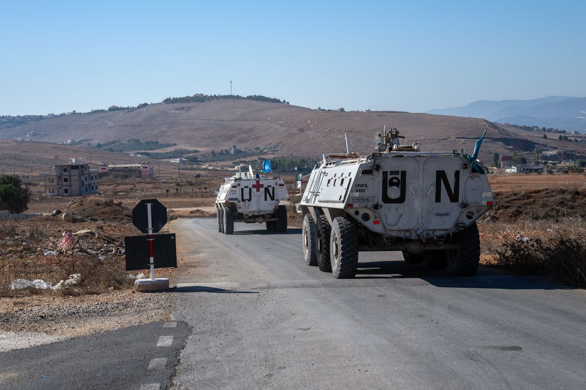 Blitz dei tank israeliani in base Unifil: 15 feriti