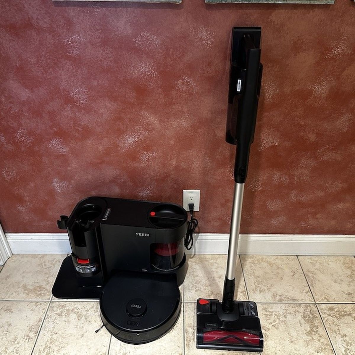 Yeedi C12 Combo Robot Vacuum, Mop, All-in-One Station Review