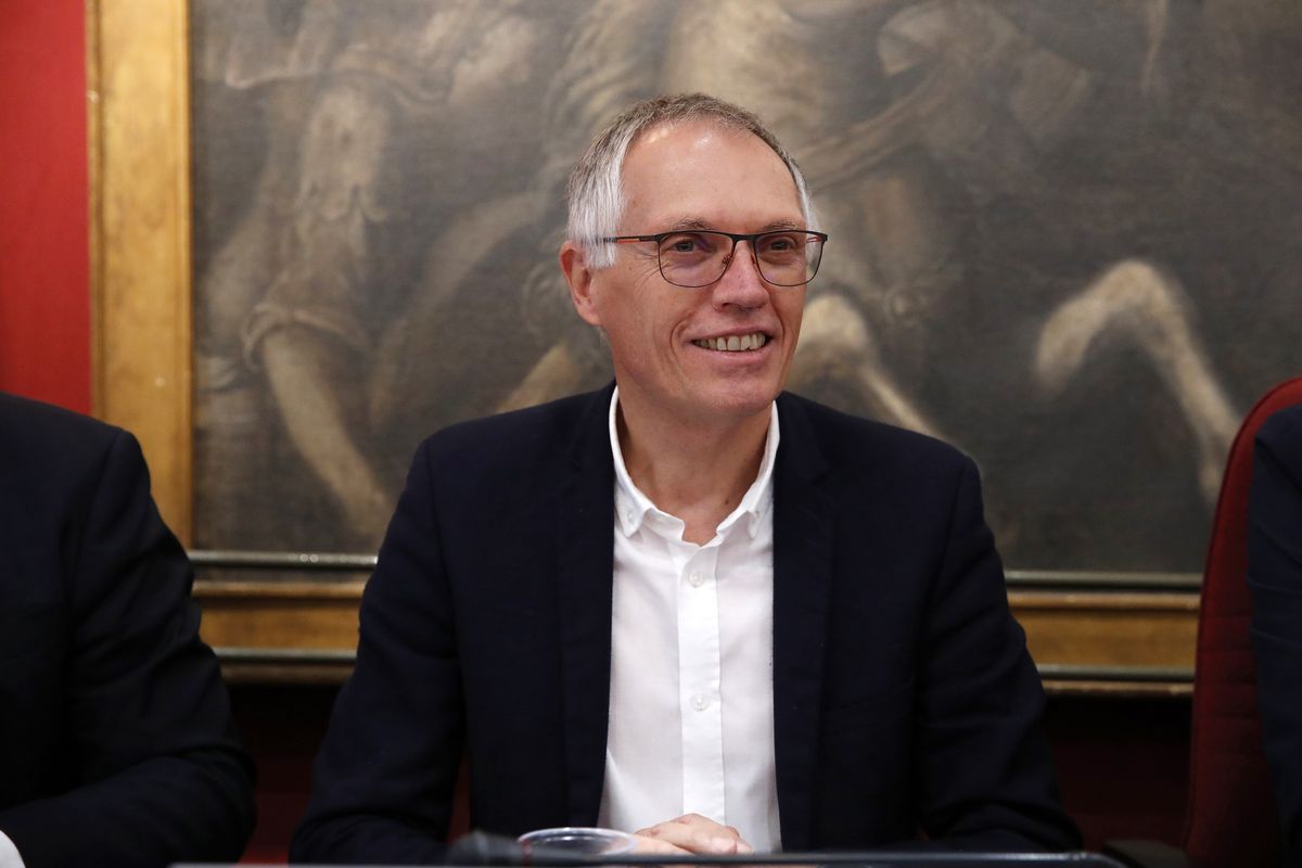 Agli Agnelli sequestrati 75 milioni però il loro ad ci ricatta sui soldi