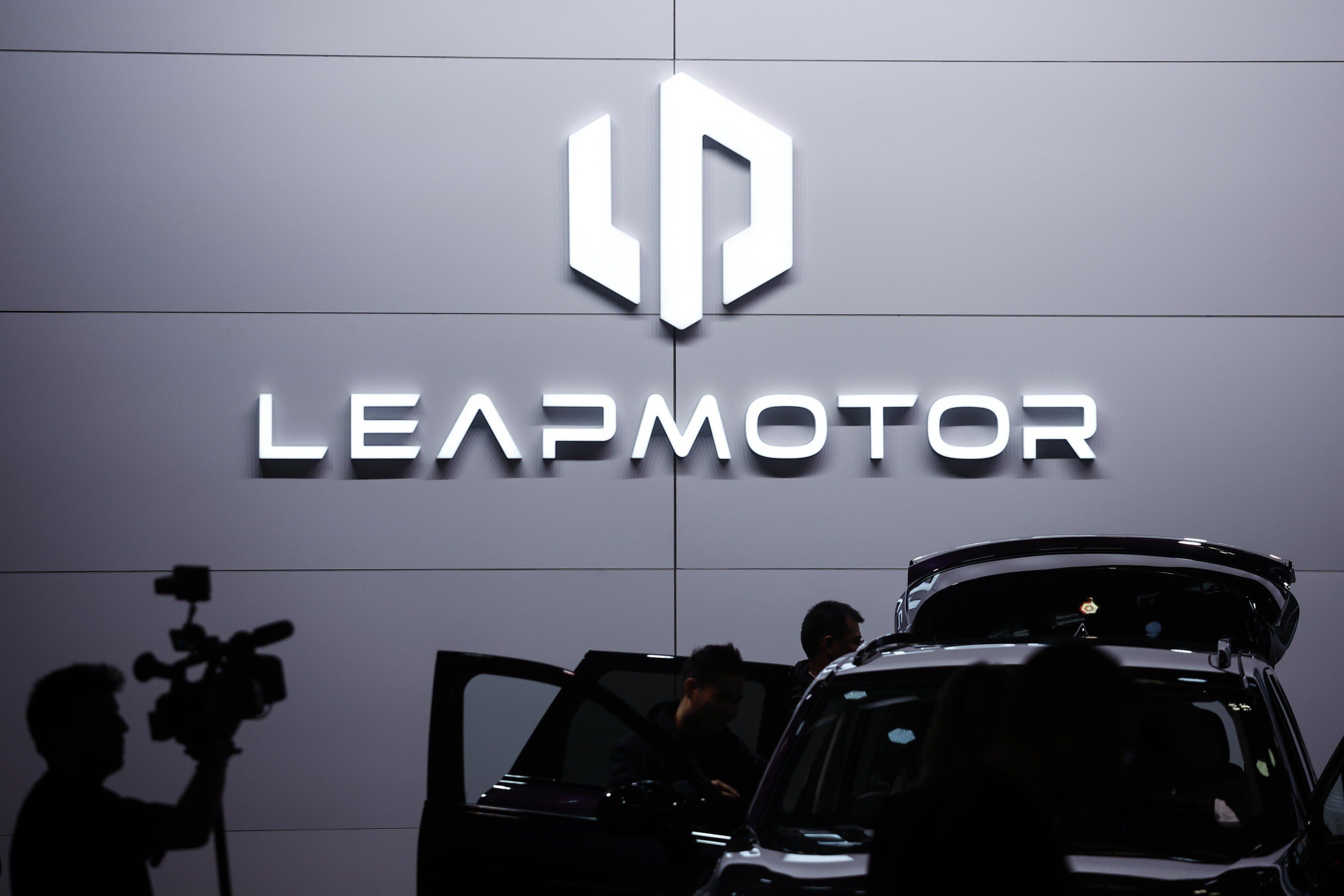 Al salone dell'auto di Parigi porte aperte alla Cina