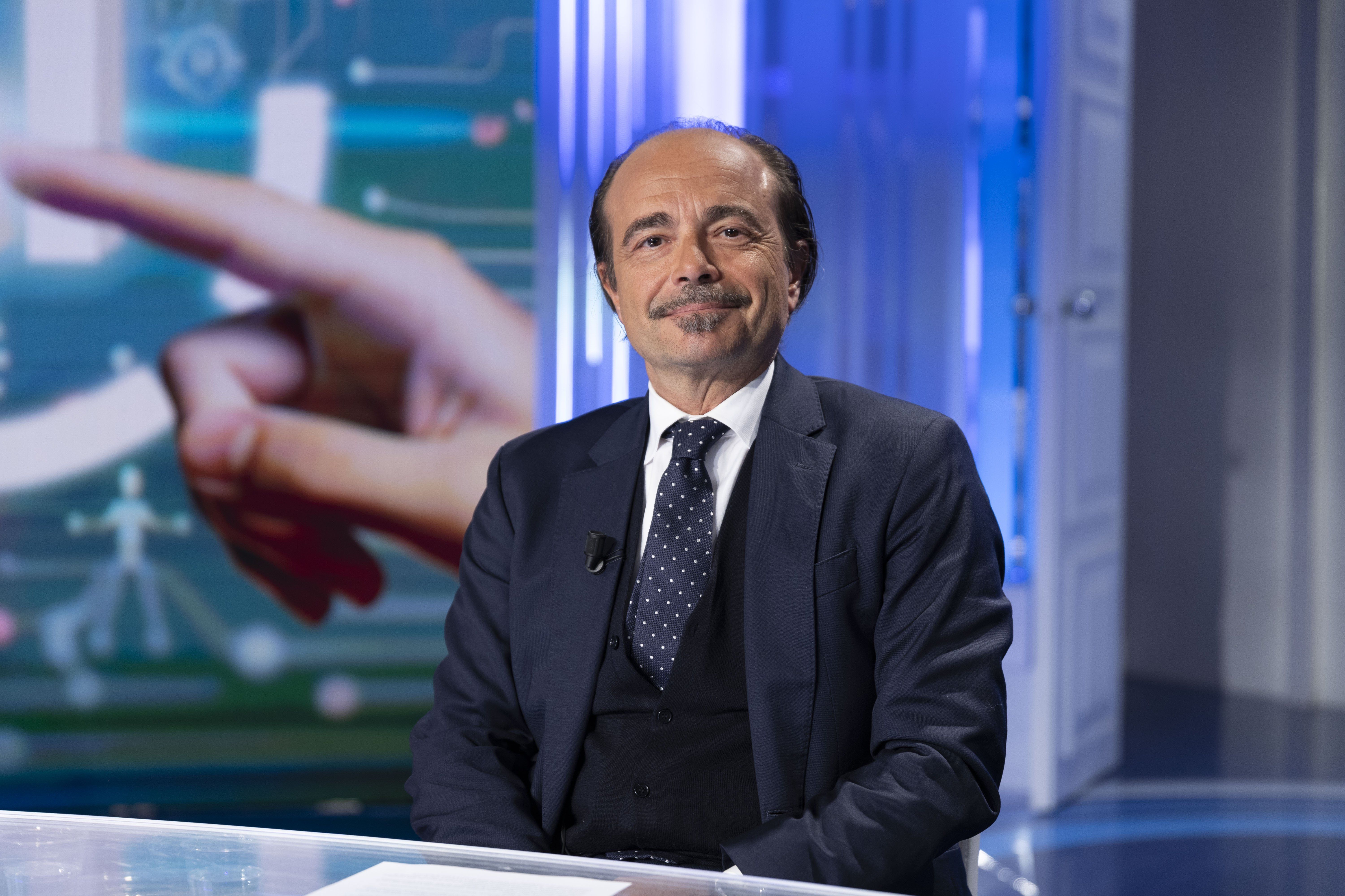 «Il governo continua a puntare sul satellite»