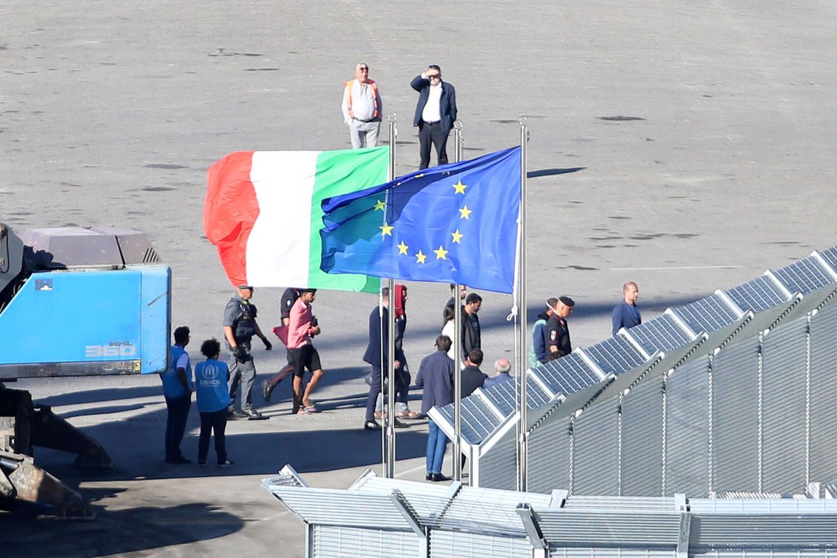 Pronti, via: la solita magistratura smonta subito l’intesa con l’Albania