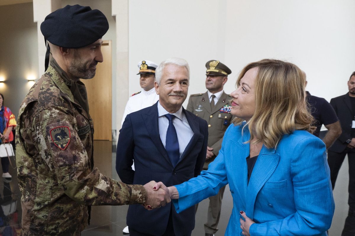 Meloni in missione in Giordania e Libano: «Unifil va rafforzata, sono vicina ai soldati»