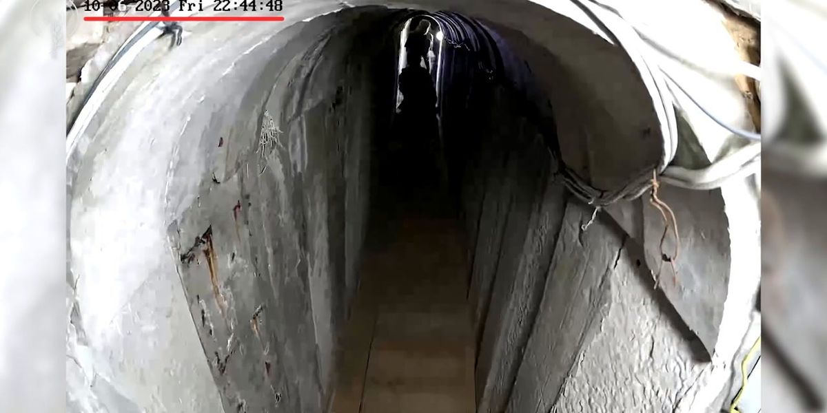 Ecco il video di Sinwar che scappa nei tunnel