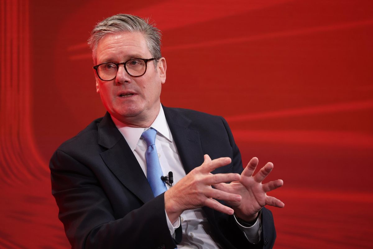 Londra manda i migranti a Sant’Elena