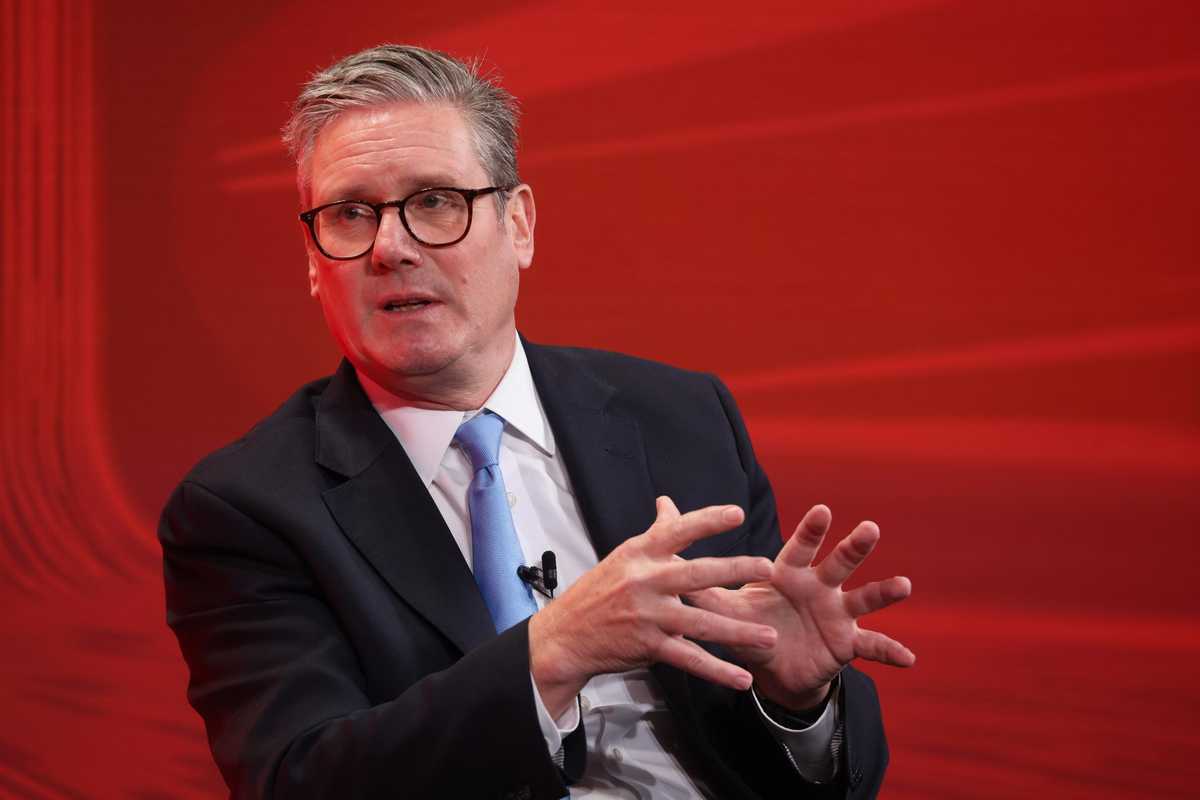 Londra manda i migranti a Sant’Elena