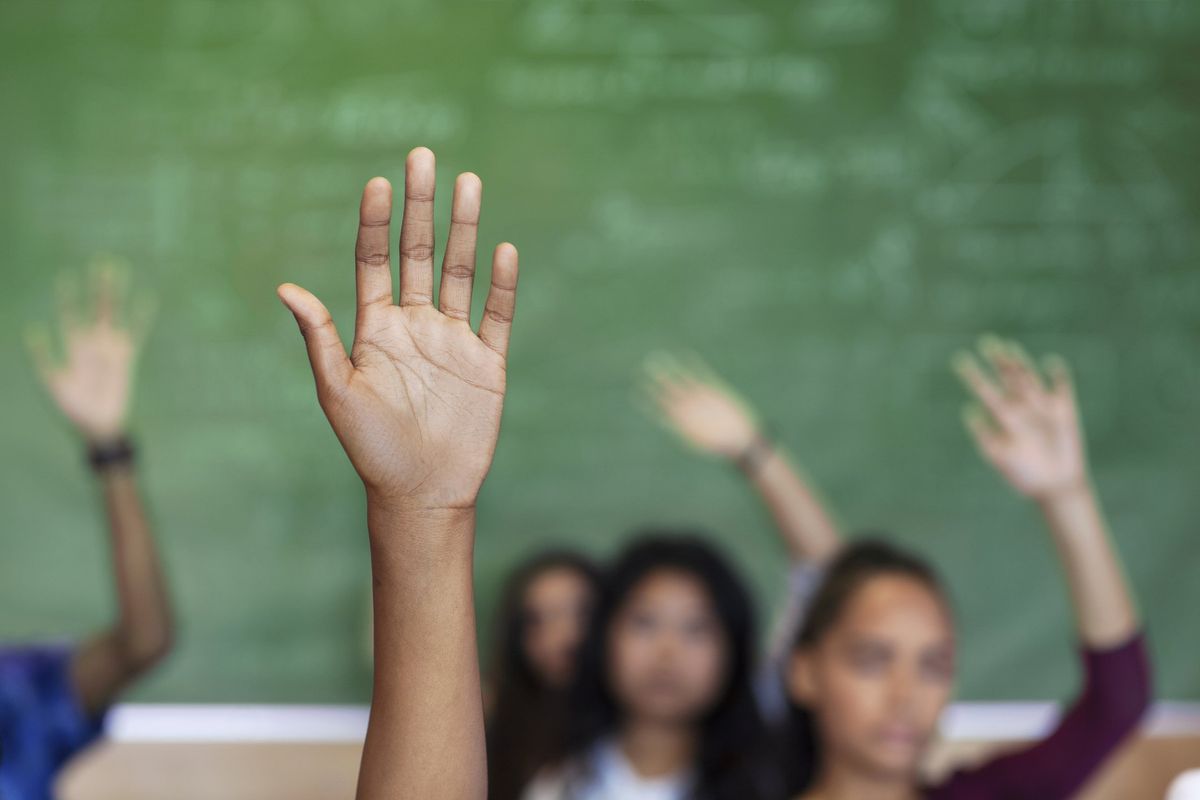 Basta con le illusioni: la scuola non integra