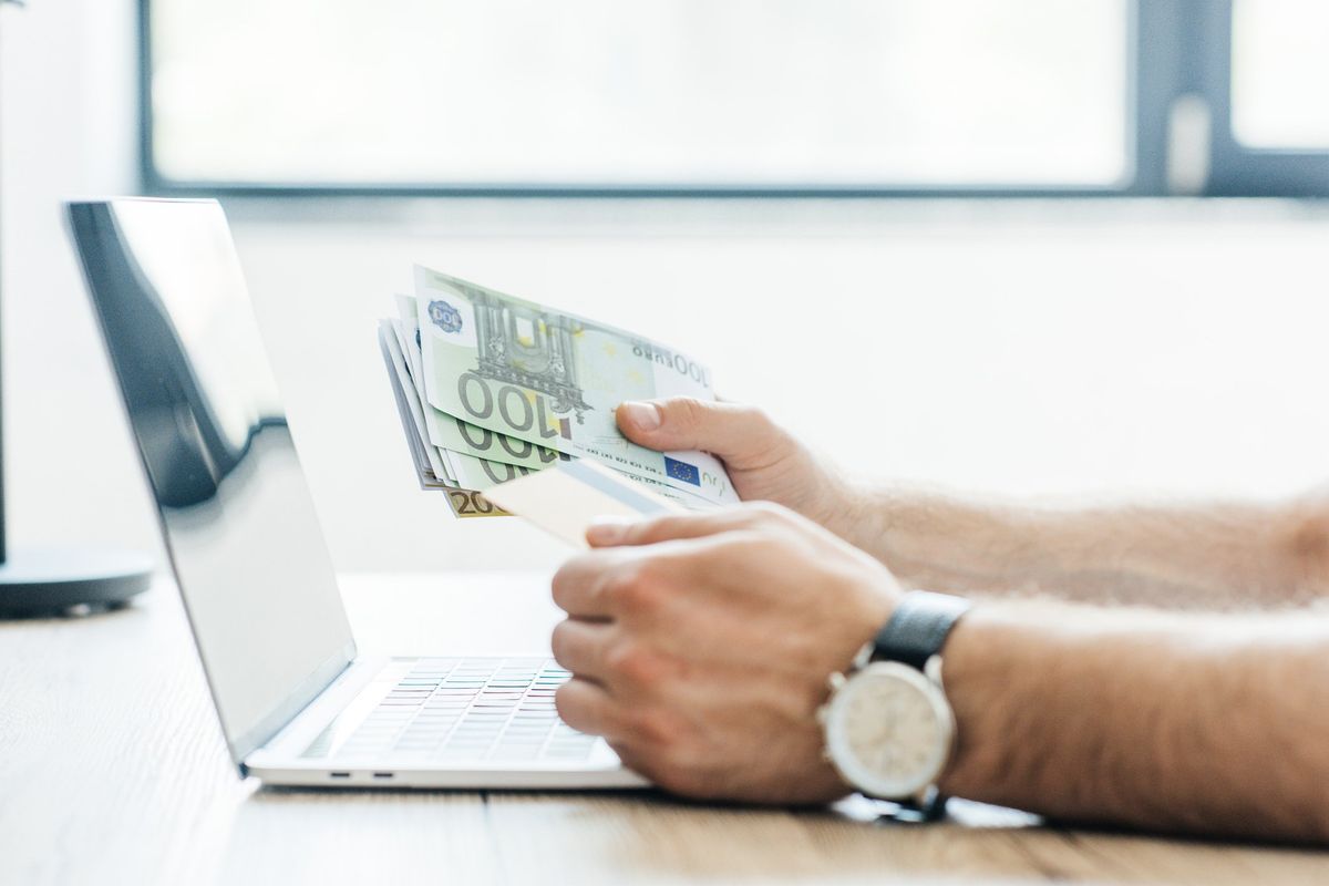 Malgrado l’auto, in Italia aumentano i salari