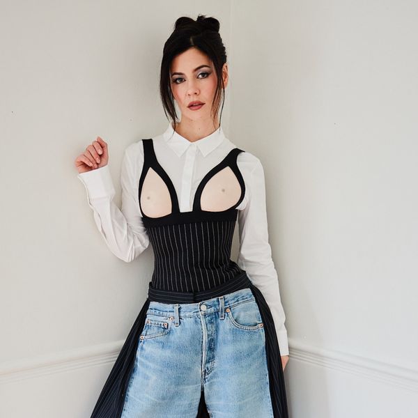 Marina Diamandis Self-Reflects