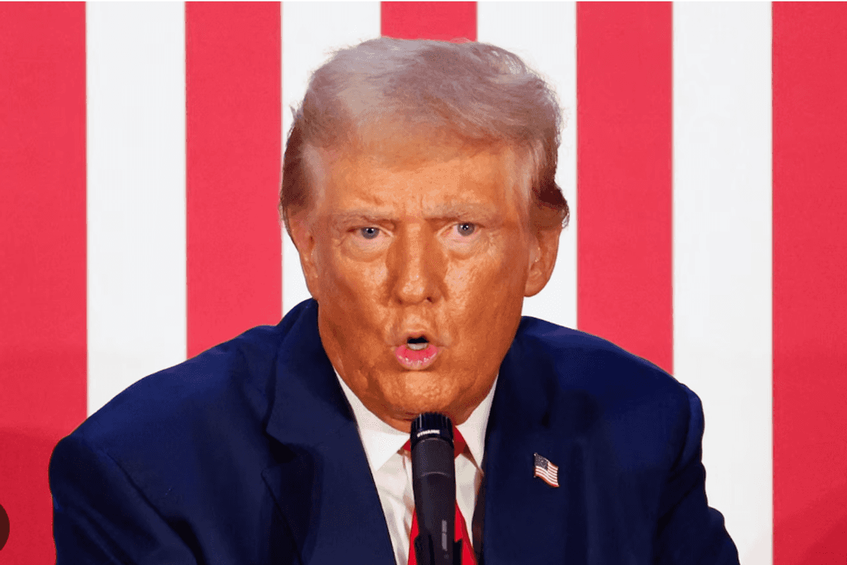 I Have An Important Announcement From One Of Trump's 'Enemies Within': Me