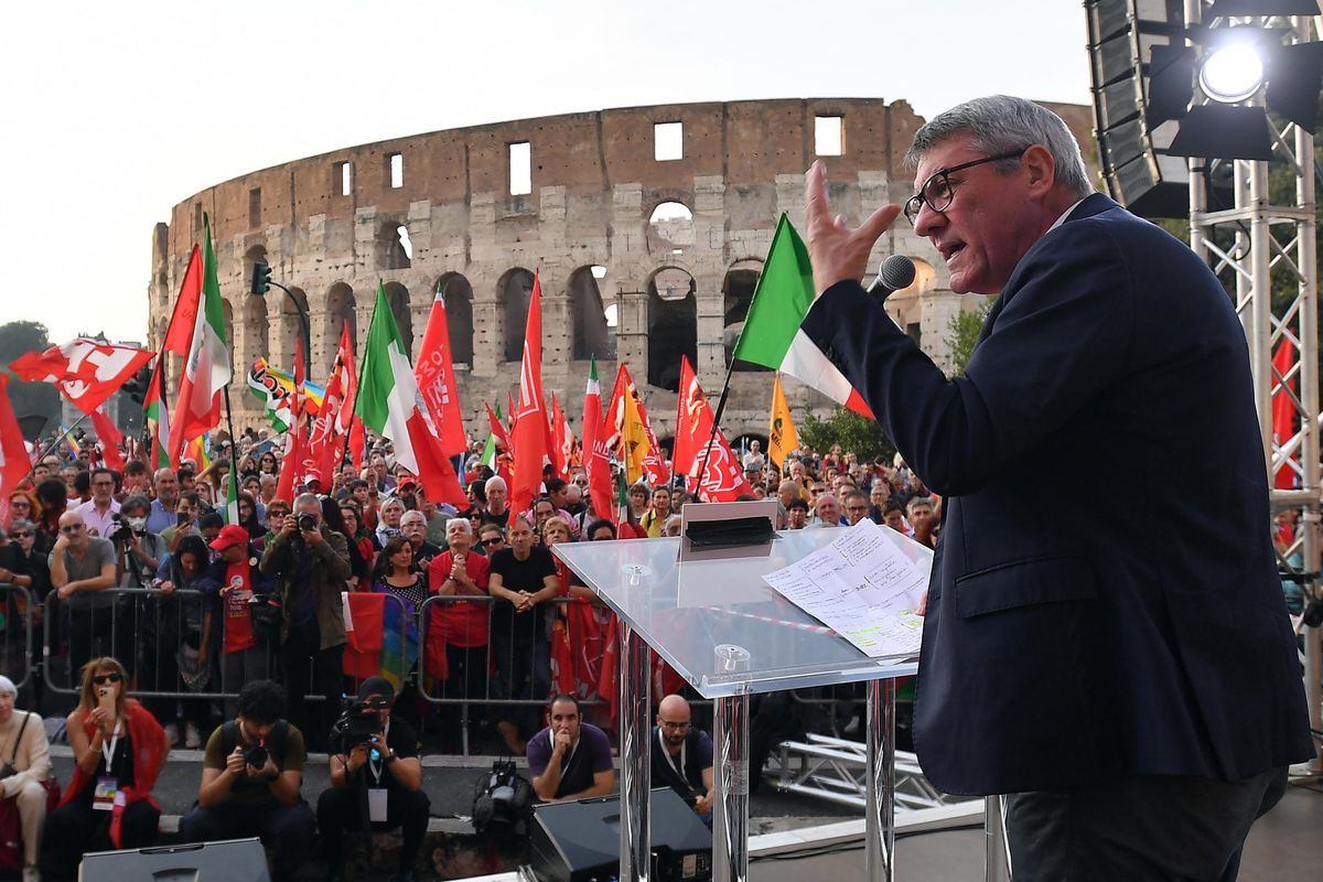 Landini fa scioperare la Cgil per dare più soldi agli Elkann