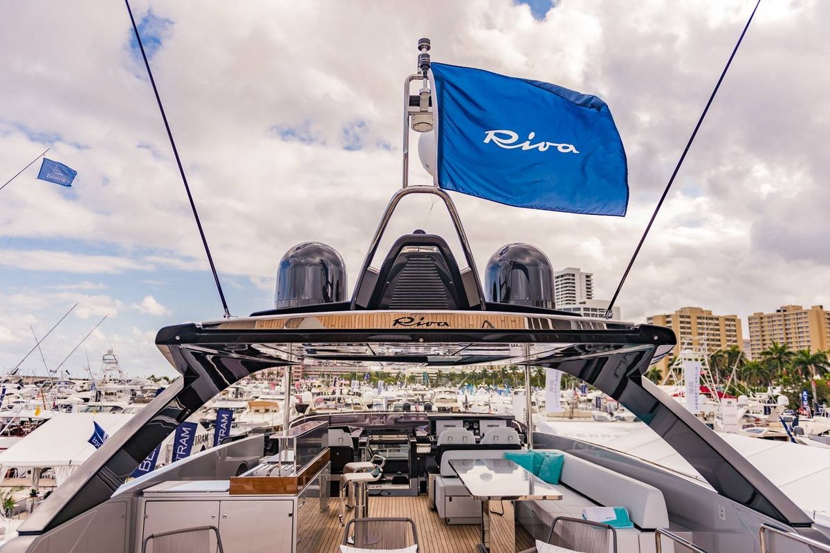 Il re del lusso francese si imbarca in Ferretti