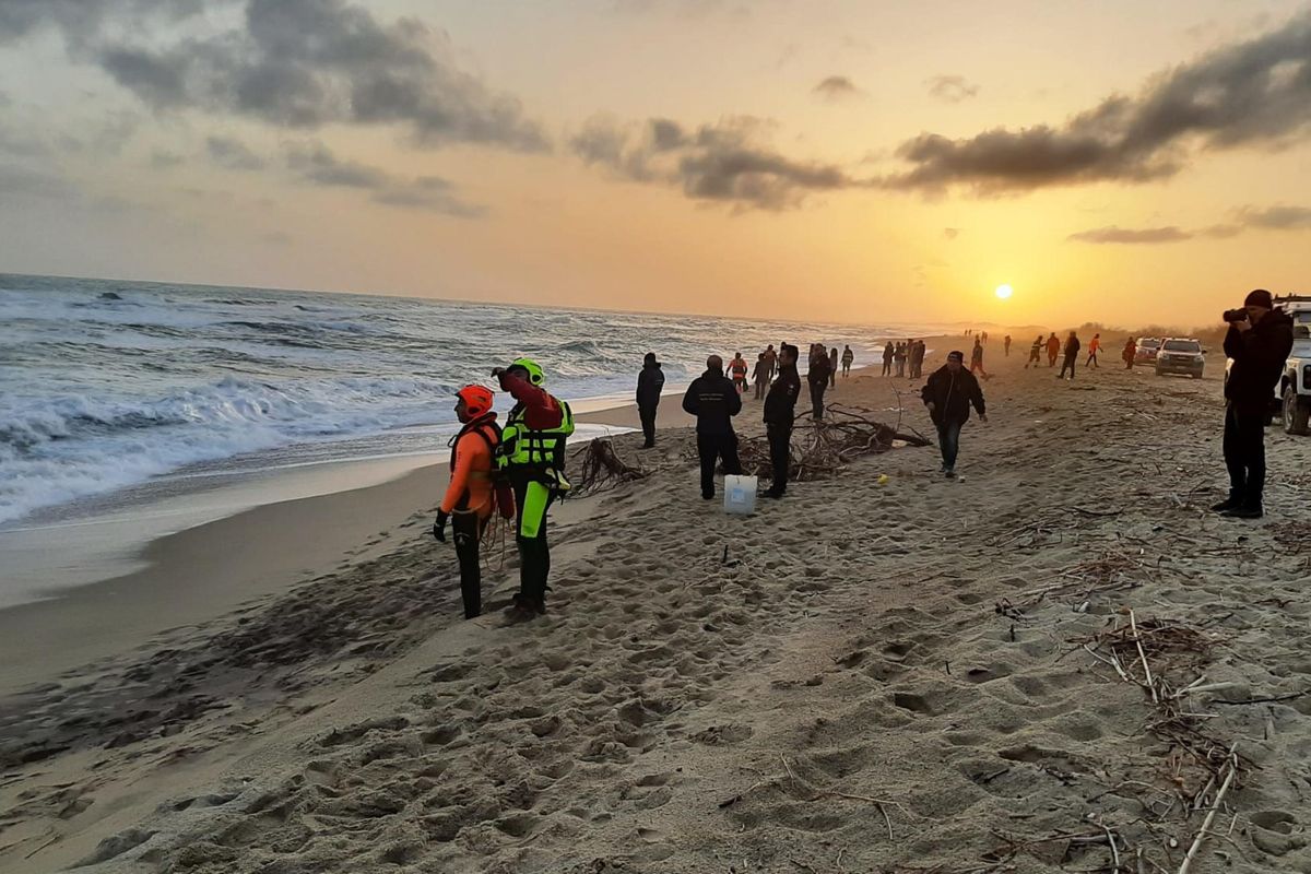 Quei 94 morti? «Colpa» dello Stato. Chiesto il processo per sei militari