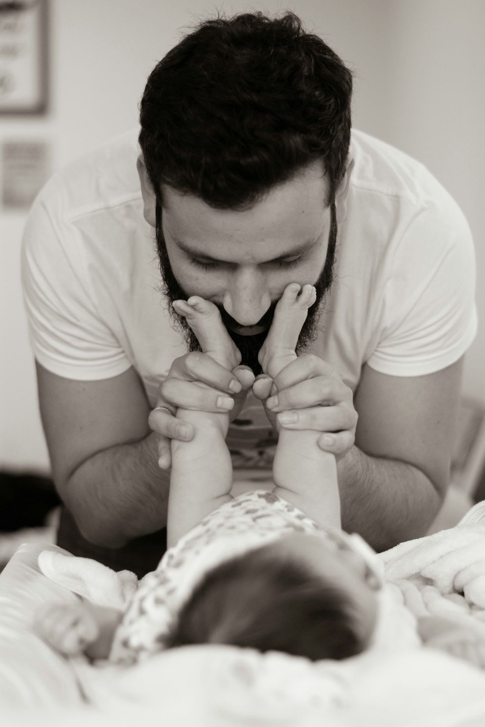 A new dad described his first time meeting his baby in the most beautiful way.