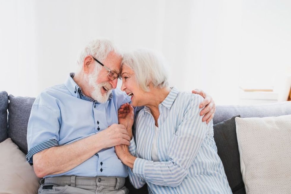 Retirement home lovebirds become newlyweds at nearly 100 years old