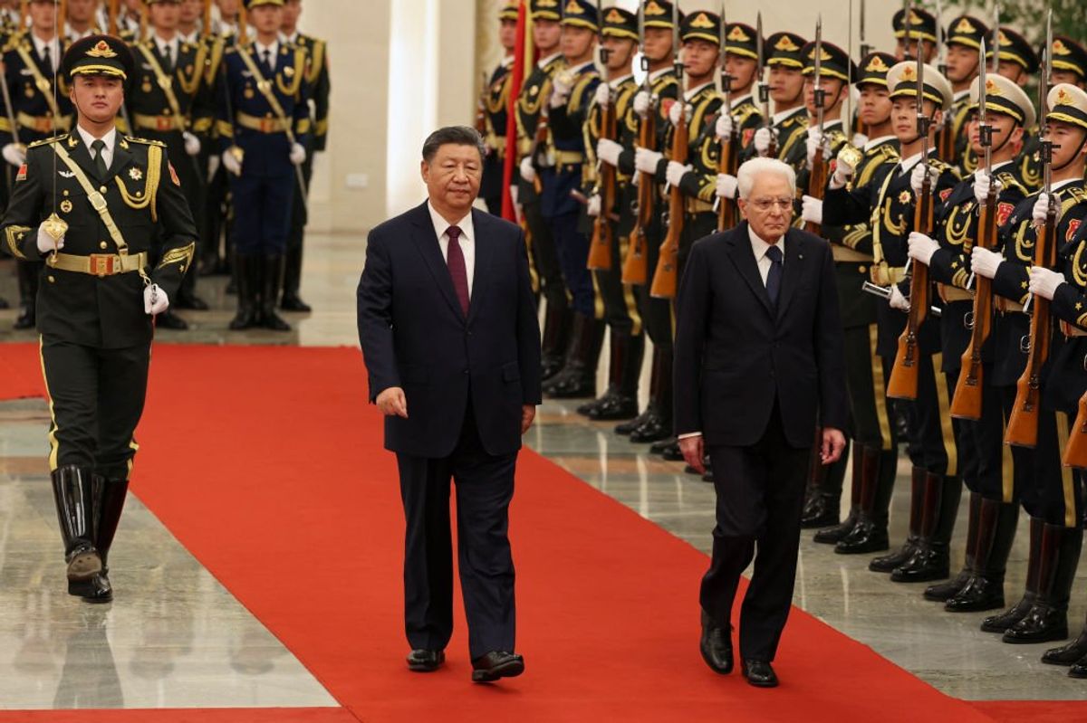 Visita di Mattarella in Cina. Xi tesse la sua tela per riaprire la Via della seta