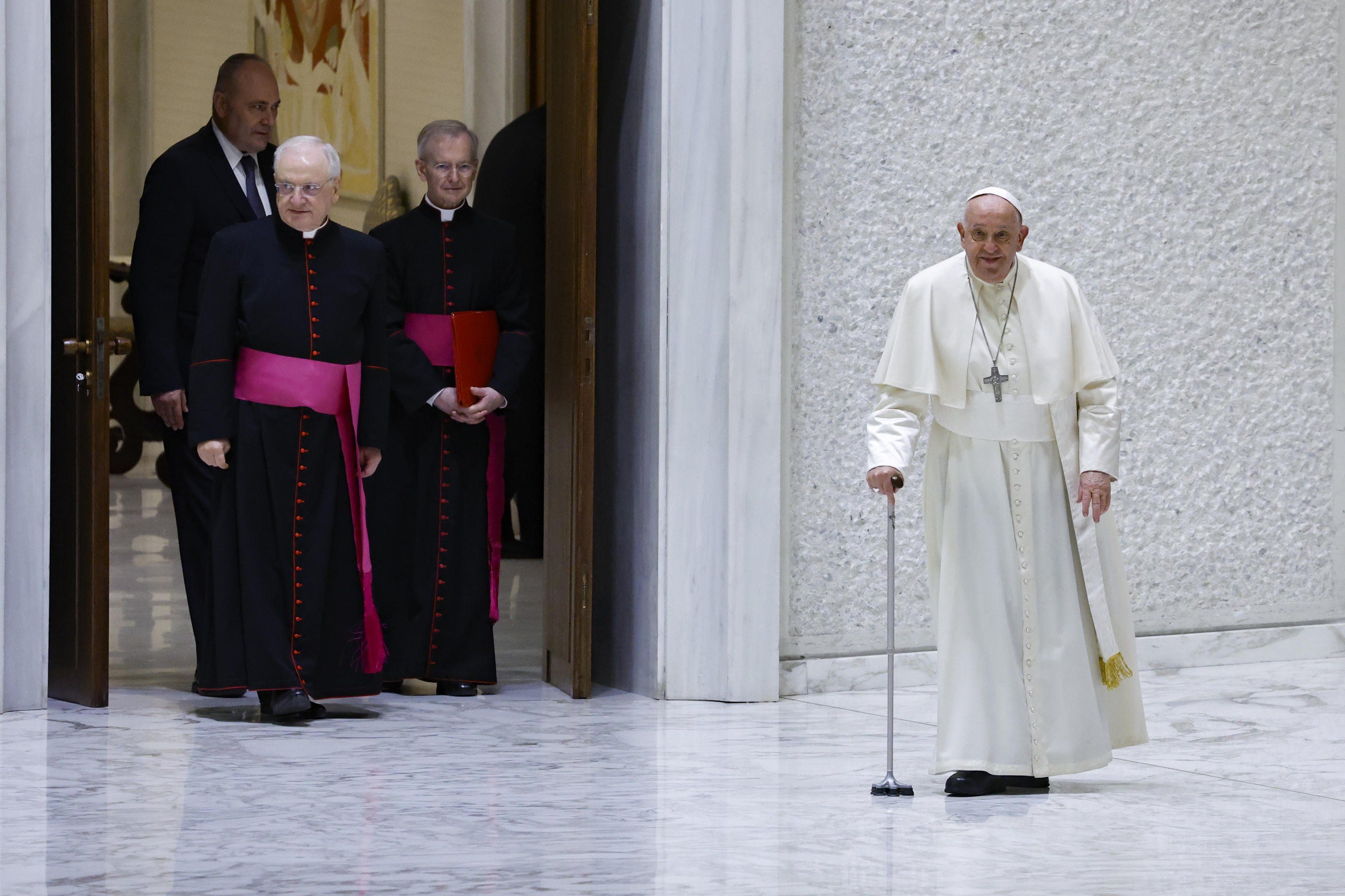Il Papa accolga i peccatori e non il peccato