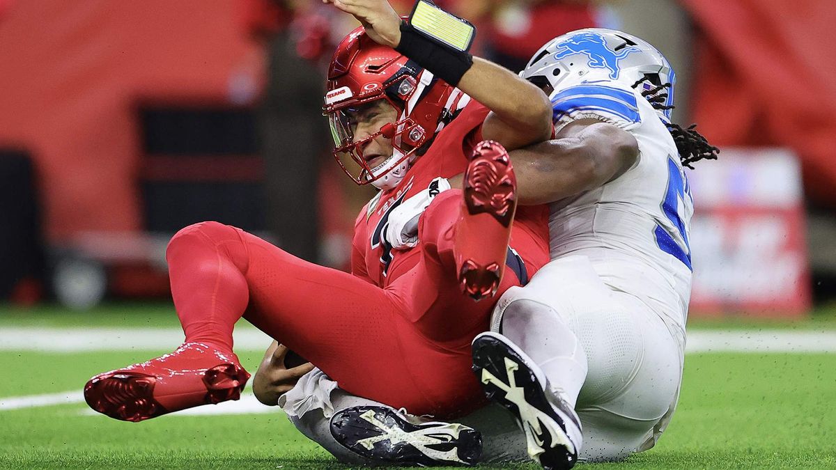 How Texans' 2nd half woes turn lead into historic loss against Lions