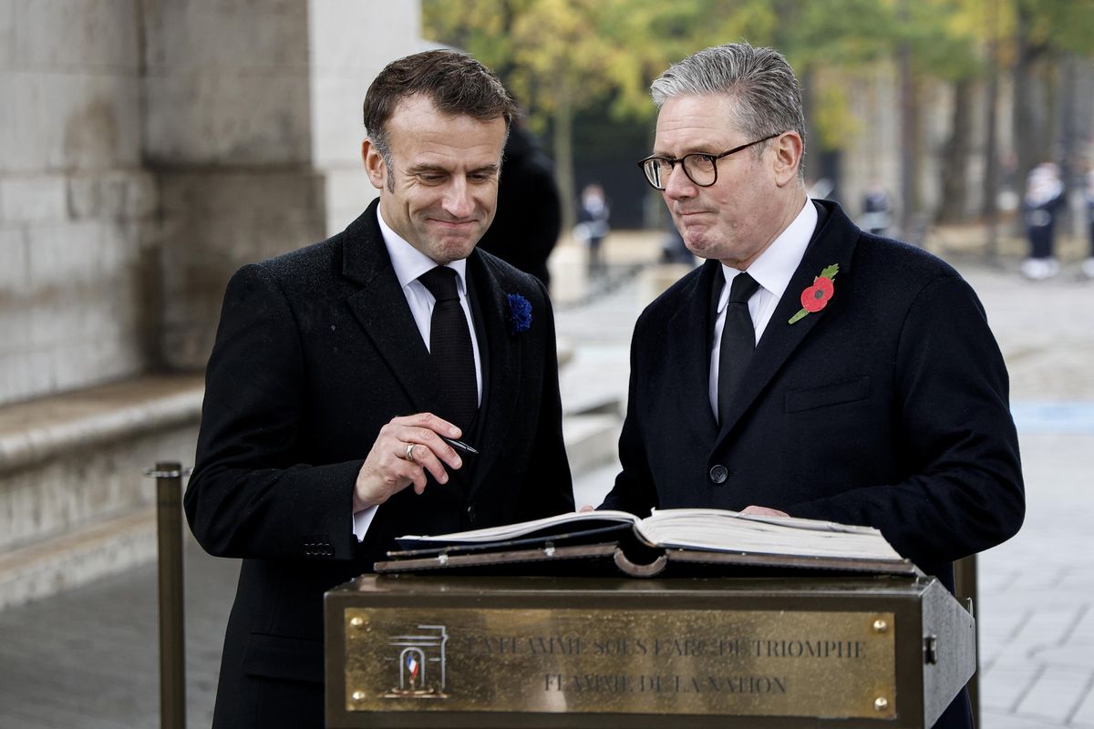 Macron e Starmer chiedono i missili per colpire la Russia