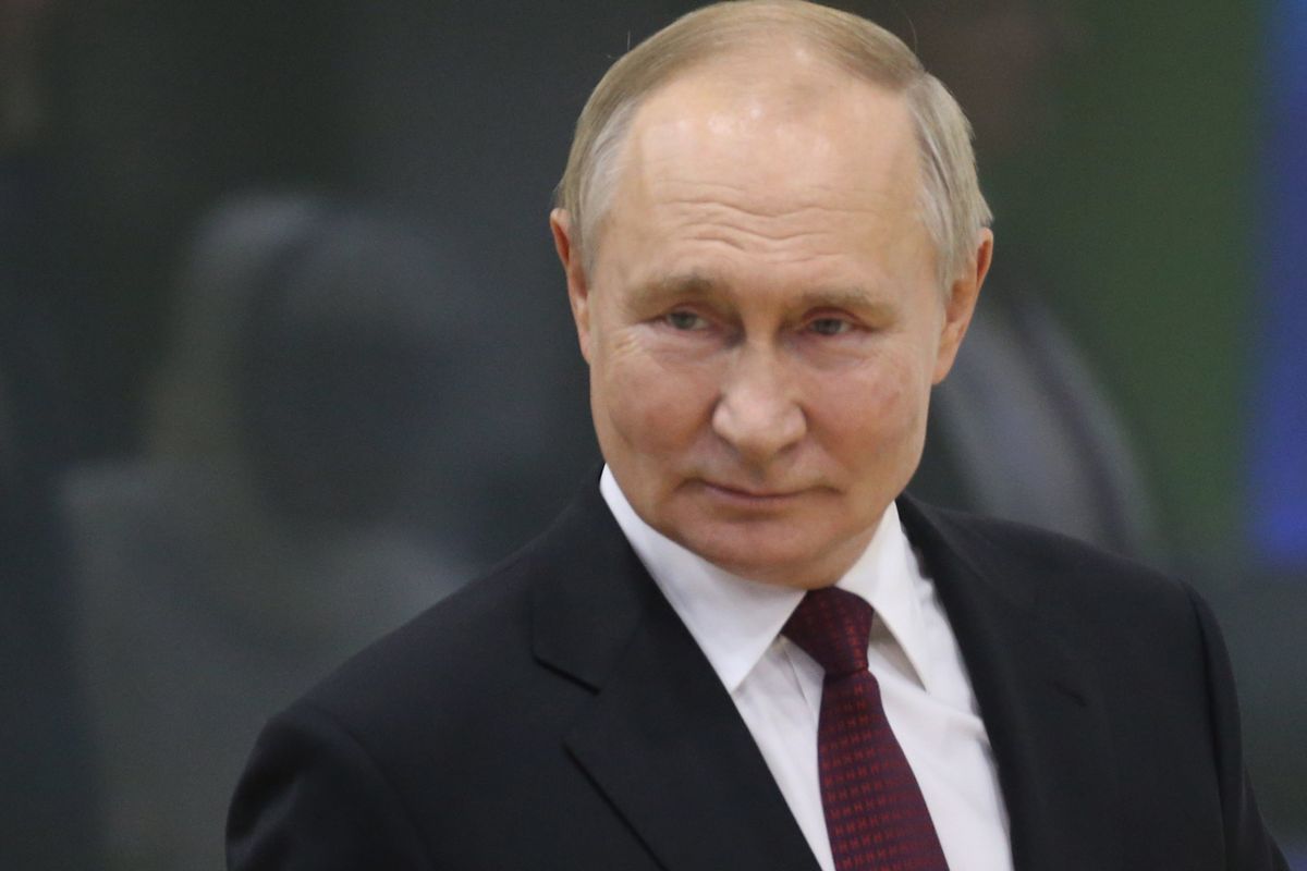 Putin sgancia 120 missili su Kiev ma l’Occidente spinge il negoziato