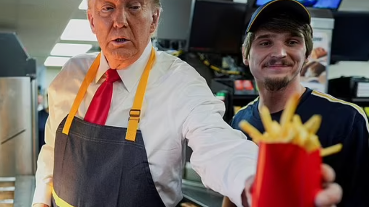 'Complete Fraud' RFK Jr. Caught Chomping McDonald's Burger With Trump