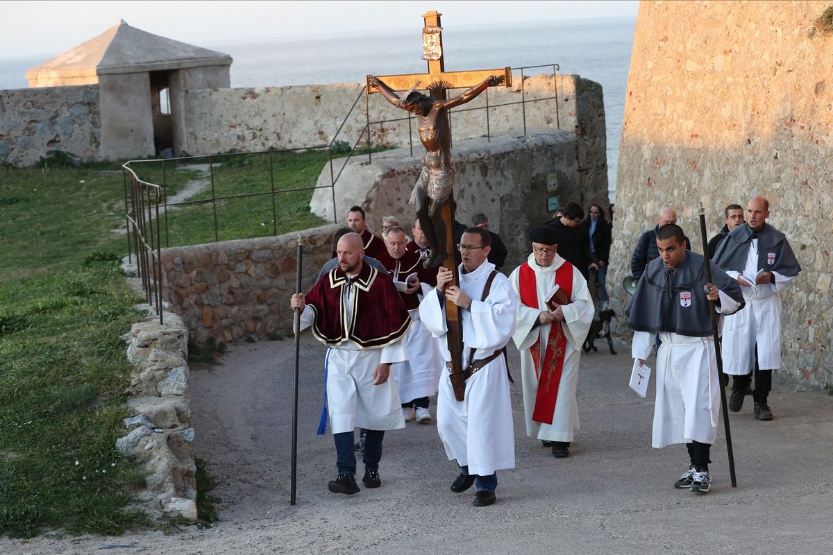 Un popolo senza armi è un popolo di schiavi