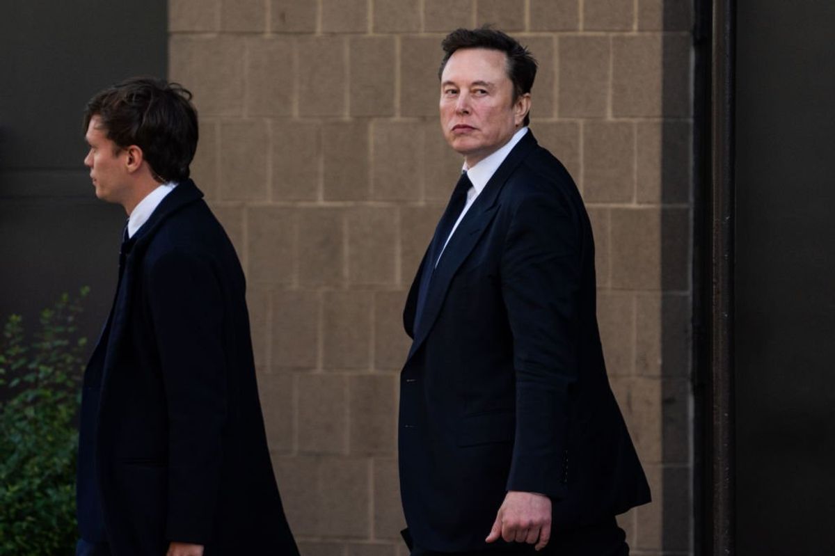 Musk assume, Trump denuncia il «Ny Times»