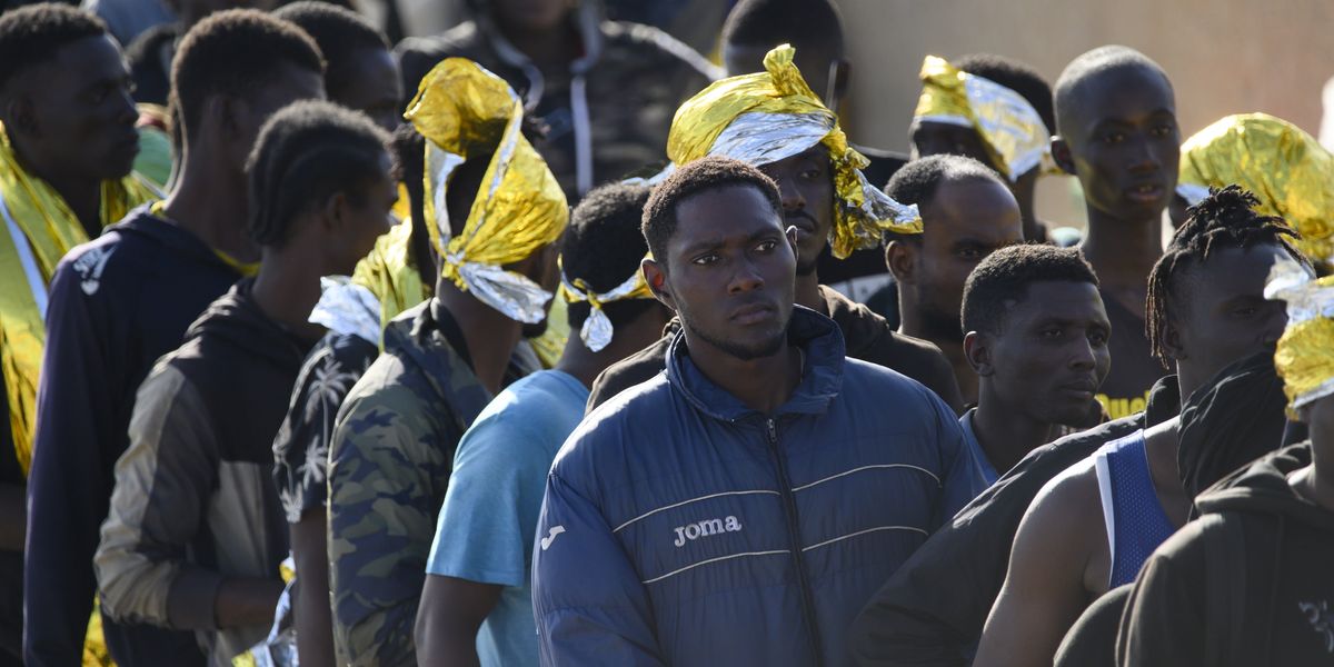 Furia dei giudici pro migranti per l’assalto ai loro fortini