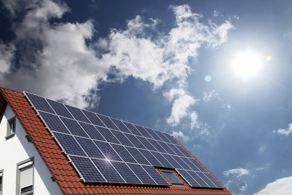 Hiring A Solar Installer? 8 Key Questions To Ask Them First.