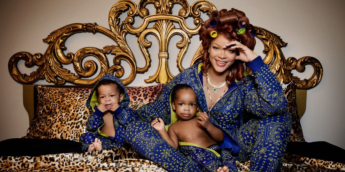 It's Called Fashion!: Rihanna Gets Into the Holiday Spirit