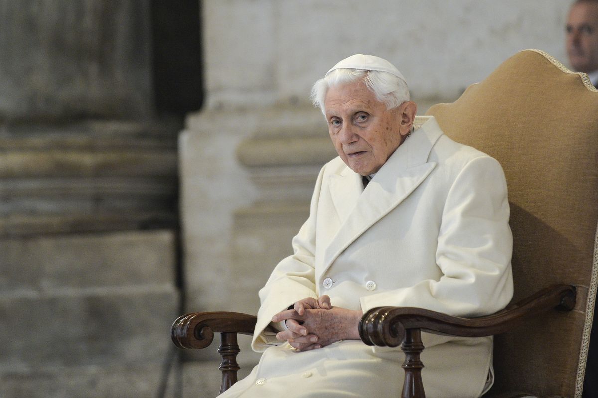 I media adesso riscoprono Ratzinger per dipingerlo come un teologo rosso