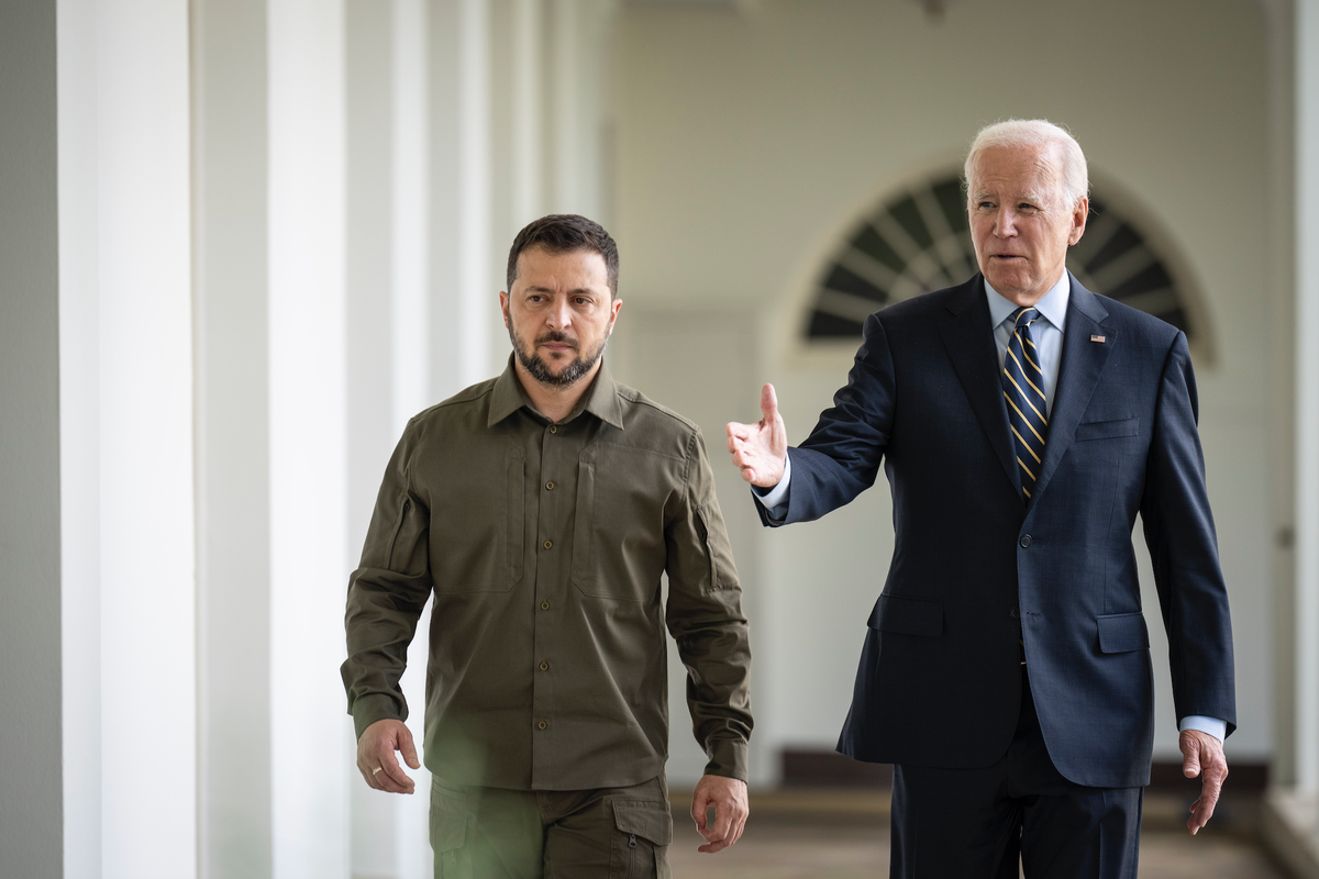 A Zelensky mine antiuomo, ma gli ucraini: basta