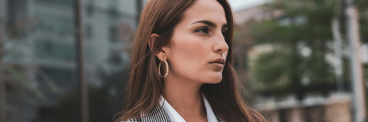 confident businesswoman looking in the distance