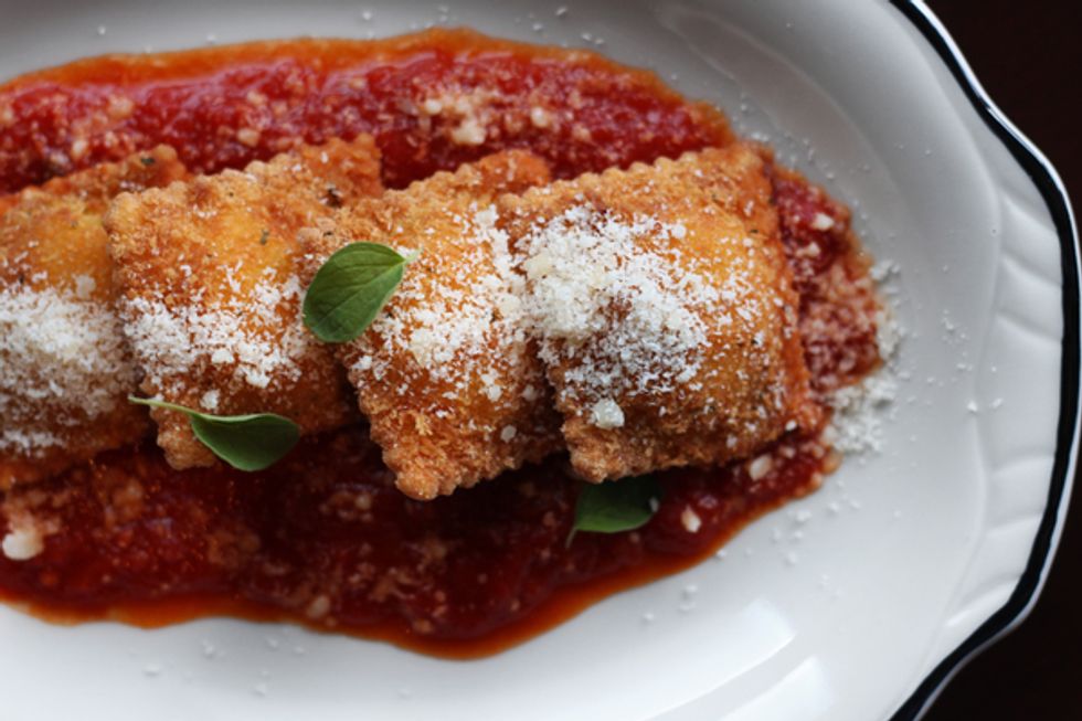 Secret Recipe Spaghetti Bros.' Toasted (Actually DeepFried) Ravioli