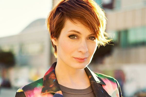 We Wanna Be Friends With "Queen Of The Geeks" Felicia Day - 7x7 Bay Area