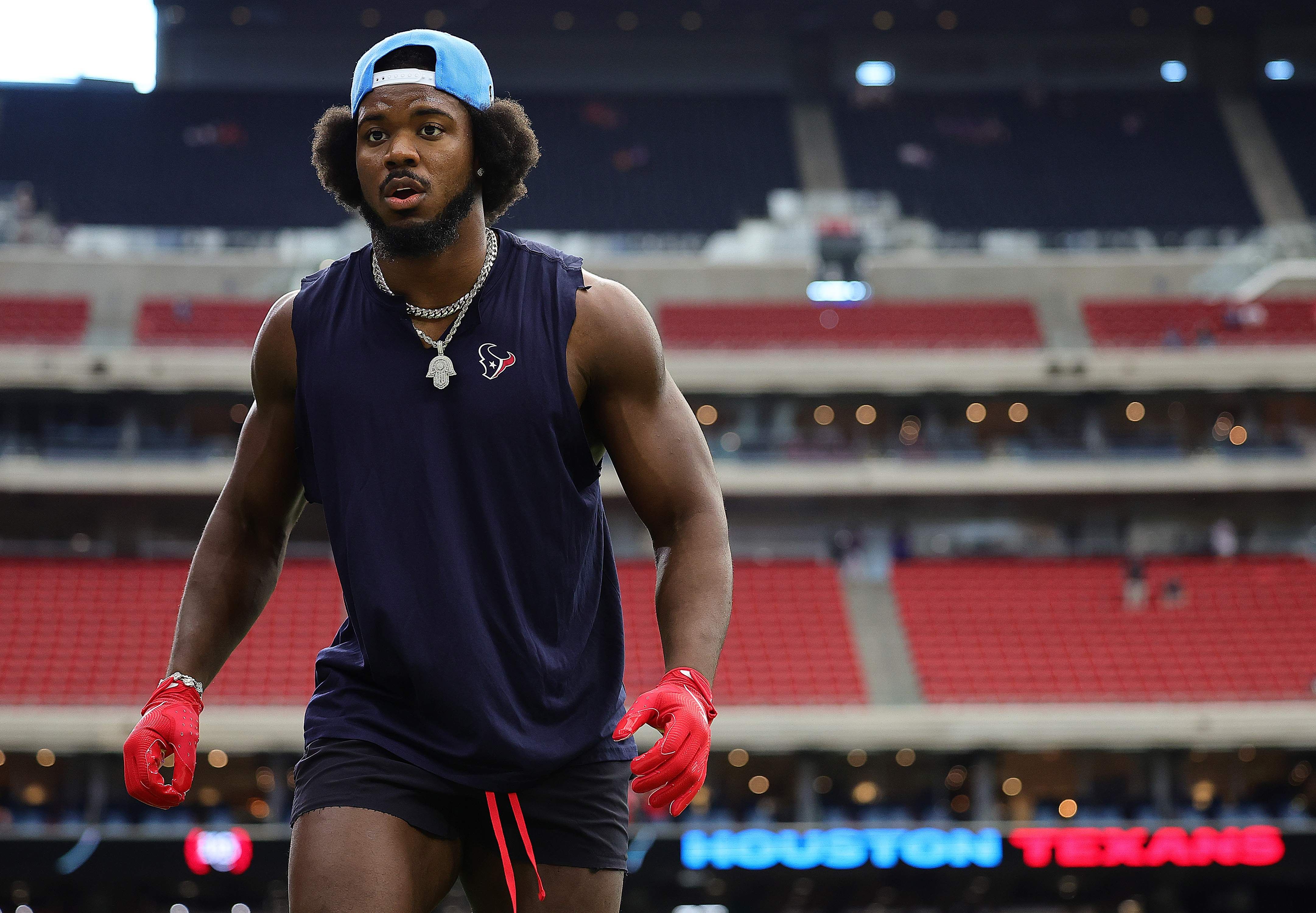 Texans Azeez Al-Shaair