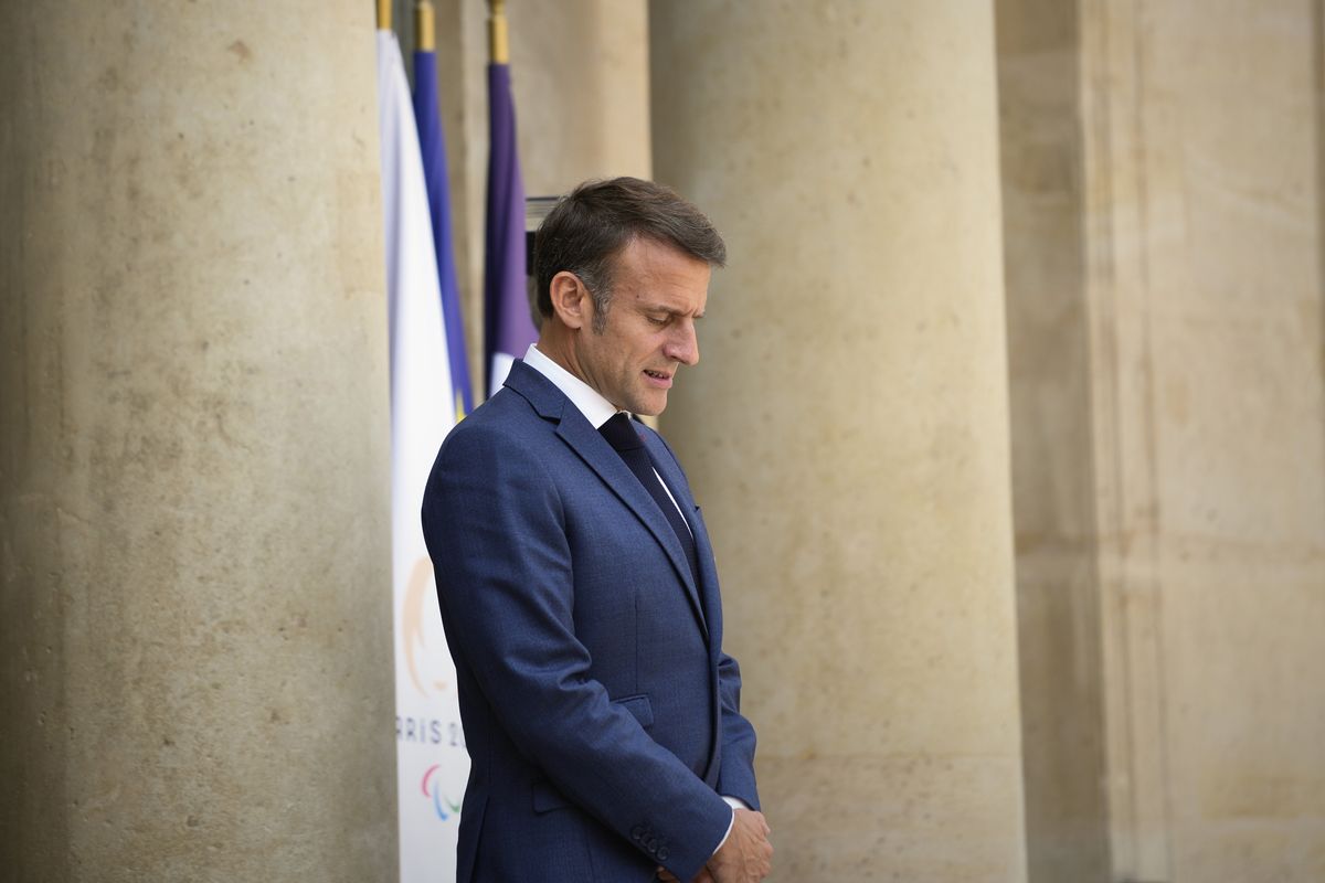 Così finiscono i presidenti che vogliono farsi re