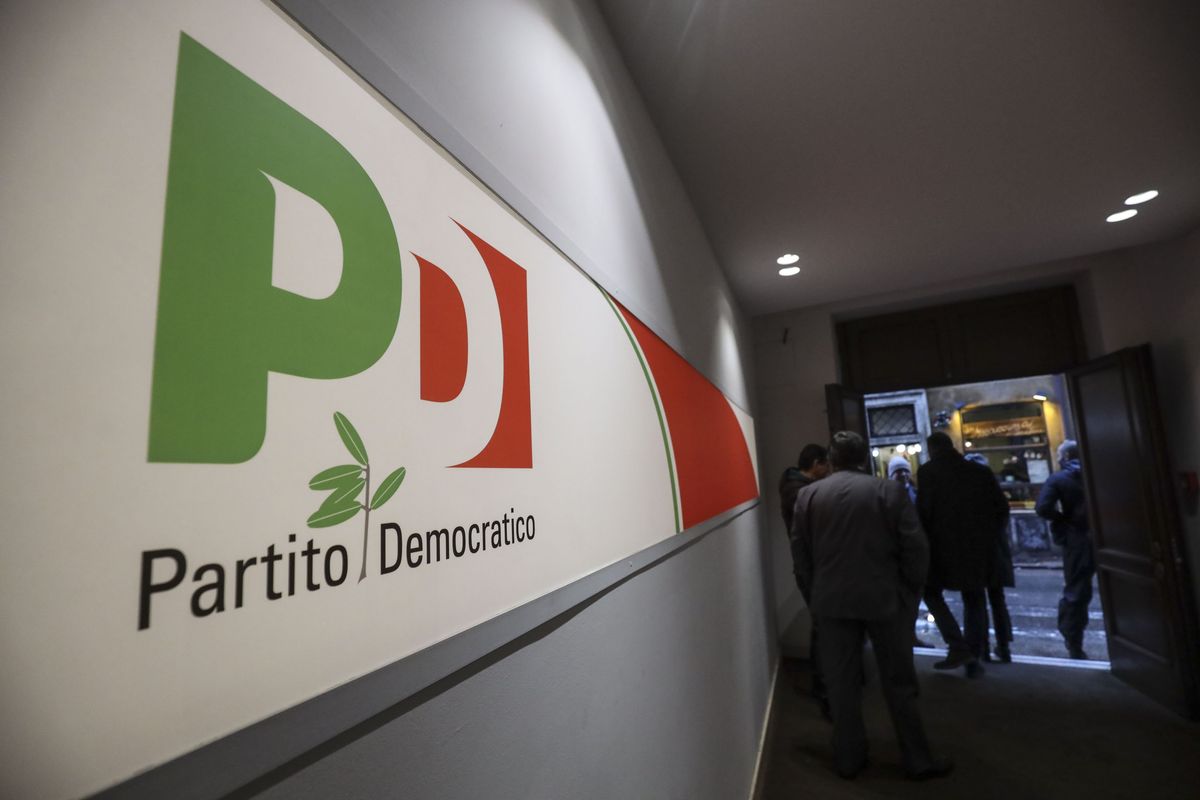 Gli atti ufficiali smentiscono Elly. Dal Nazareno solo urrà all’elettrico