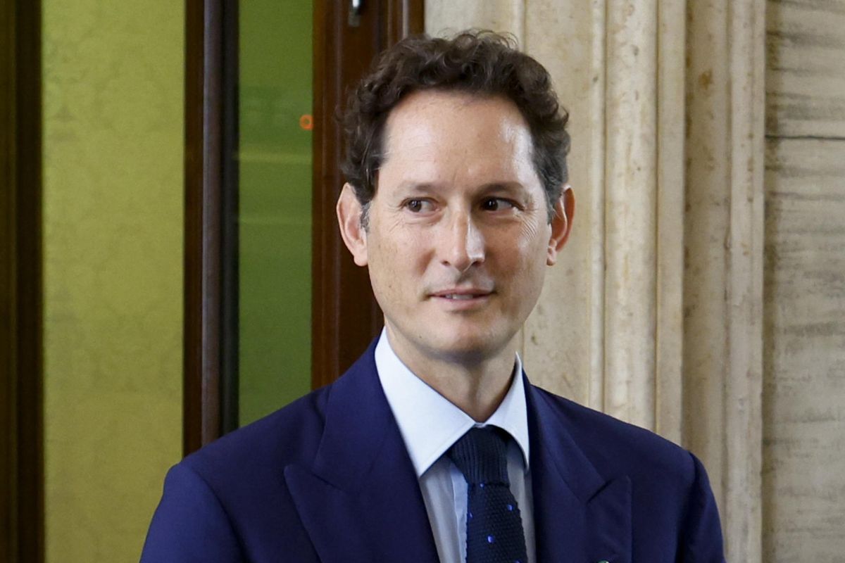 Elkann-governo: una nuova piattaforma in cambio di aiuti