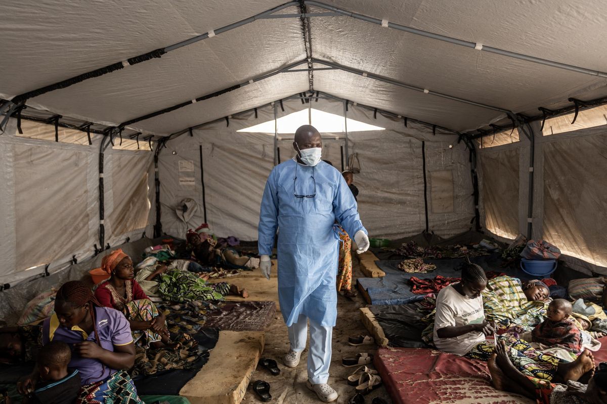 Un virus sconosciuto uccide in Congo. Da noi scatta subito il riflesso allarmista